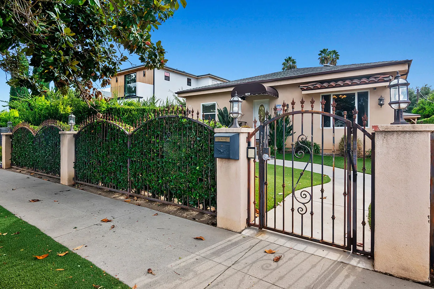 Elegant Senior Living Encino — photo 6