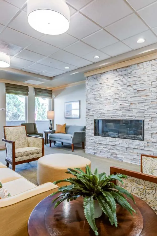 Merrill Gardens at Rolling Hills Estates — photo 7