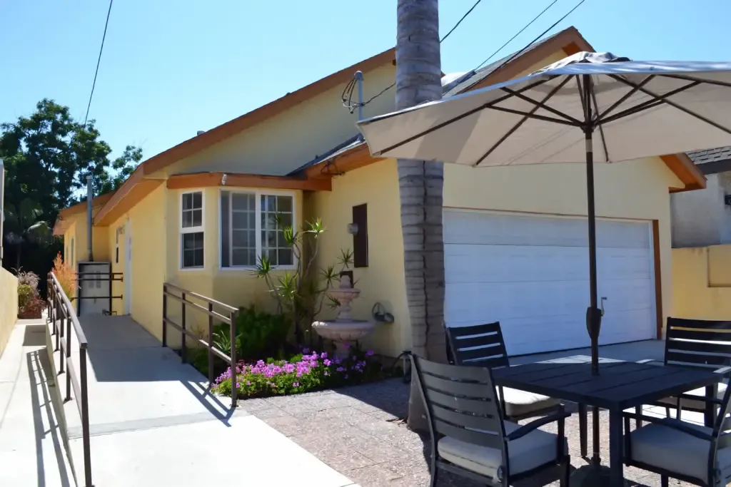 Cabrillo Guest Home — photo 8