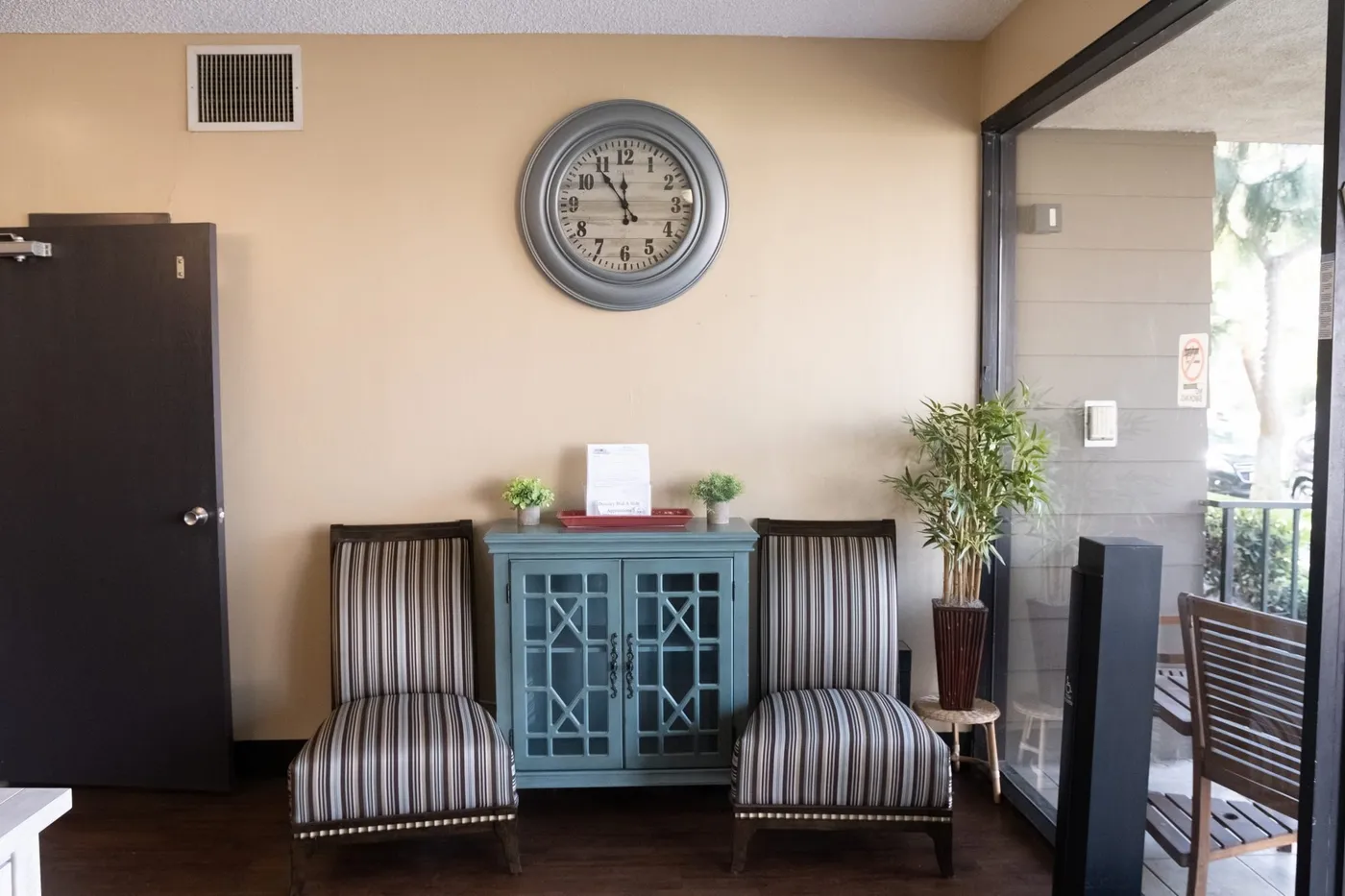 Downey Retirement Center — photo 10