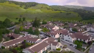 Carmel Valley Manor — photo 8