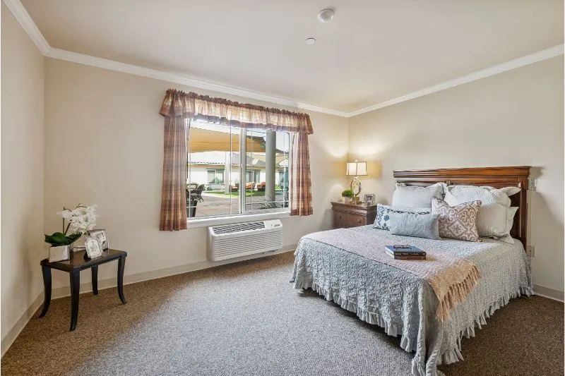 Caleo Bay Alzheimer'S Special Care Center — photo 8