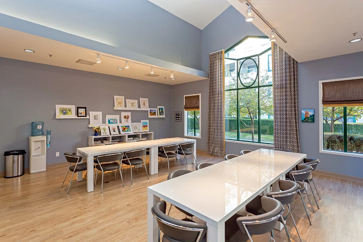 Sterling Court — photo 9