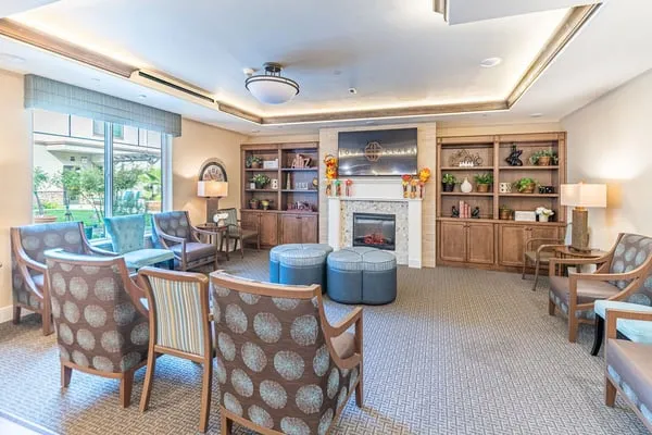 Loma Clara Senior Living — photo 18