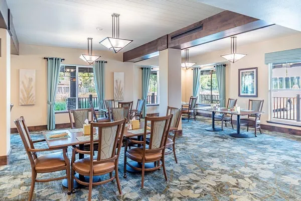 Loma Clara Senior Living — photo 26