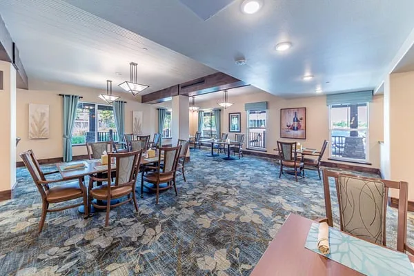 Loma Clara Senior Living — photo 31