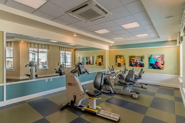 Loma Clara Senior Living — photo 7